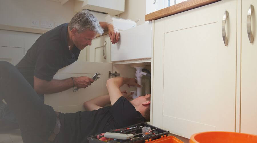 Local water heater installation in Samburg, TN